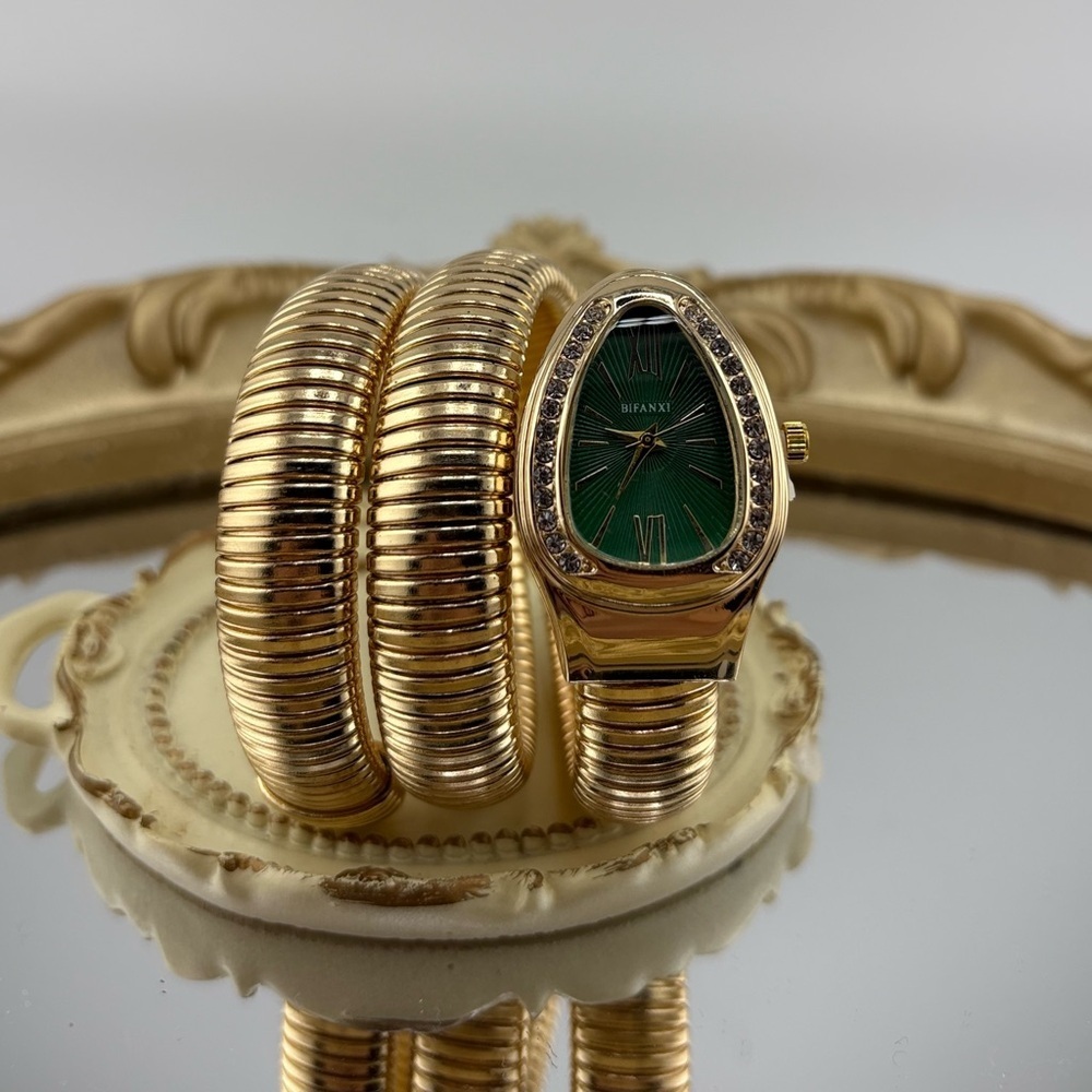 Serpenti Style Wrap Watch – Gold Tone | Green Dial - Picture 4 of 8